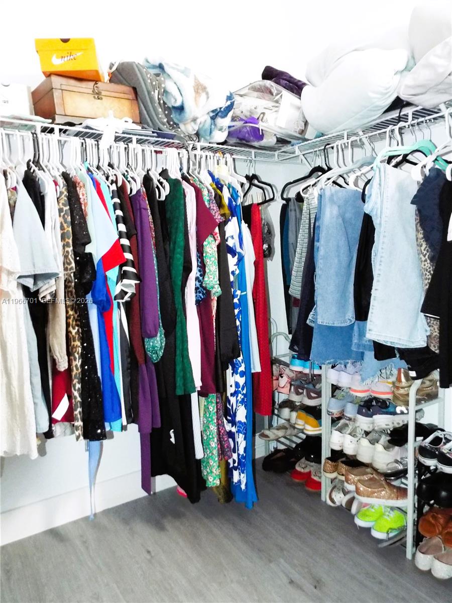 SANTA BARBARA - Residential