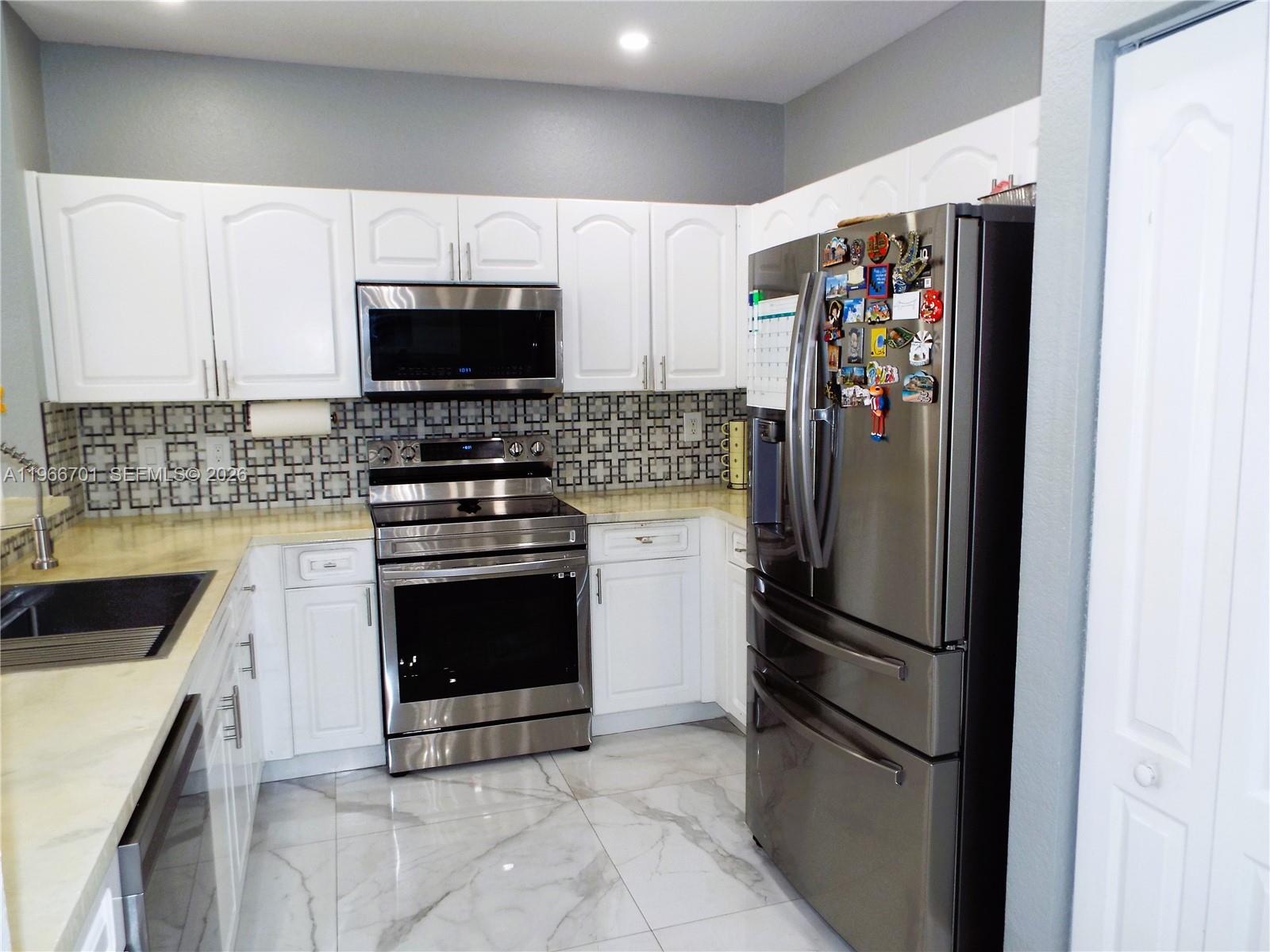 SANTA BARBARA - Residential