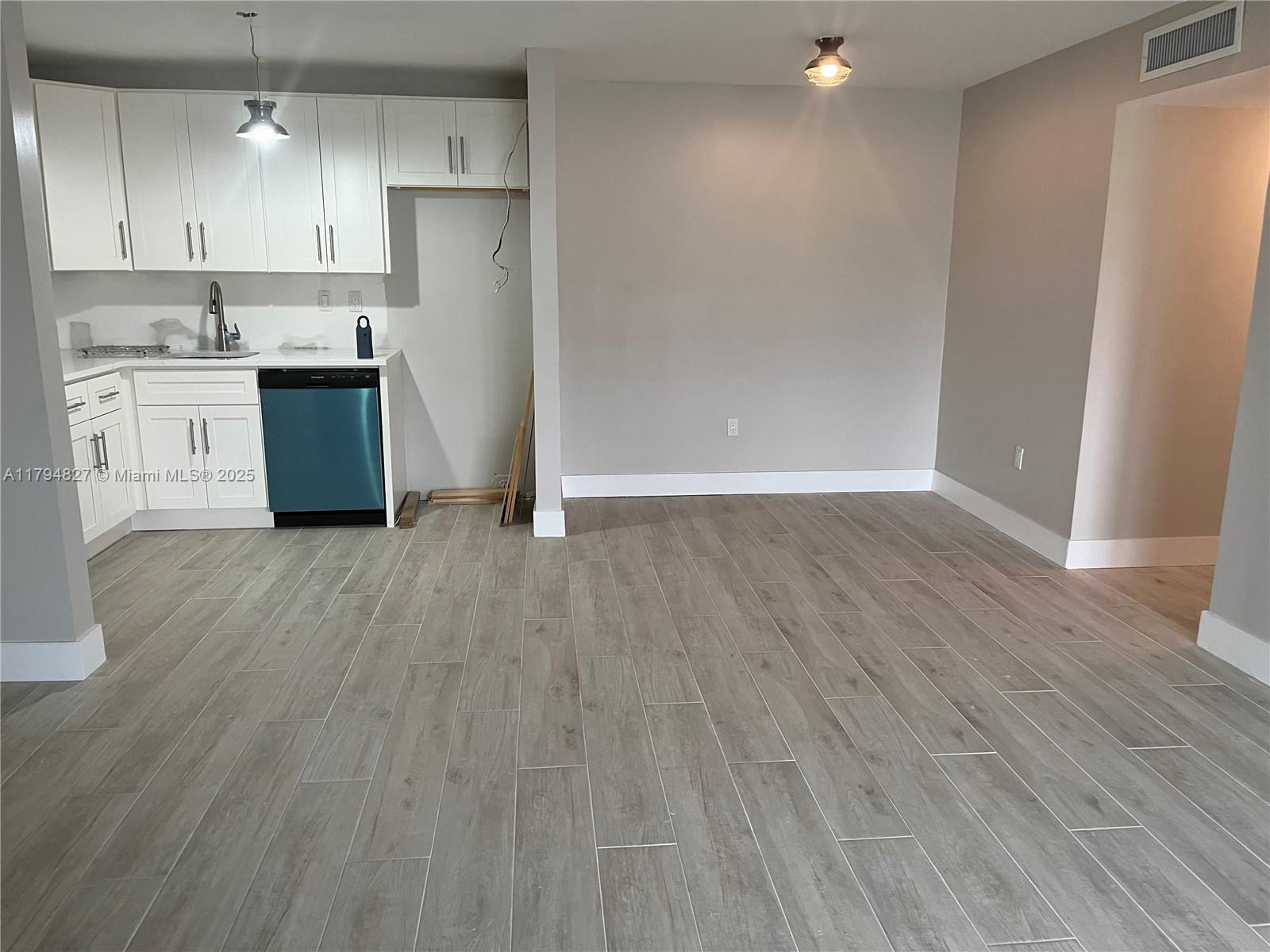 COUNTRYSIDE VILLAGE CONDO - Residential