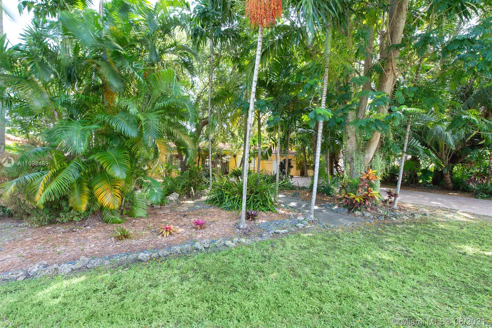 MIAMI SHORES SEC 8 REV - Residential