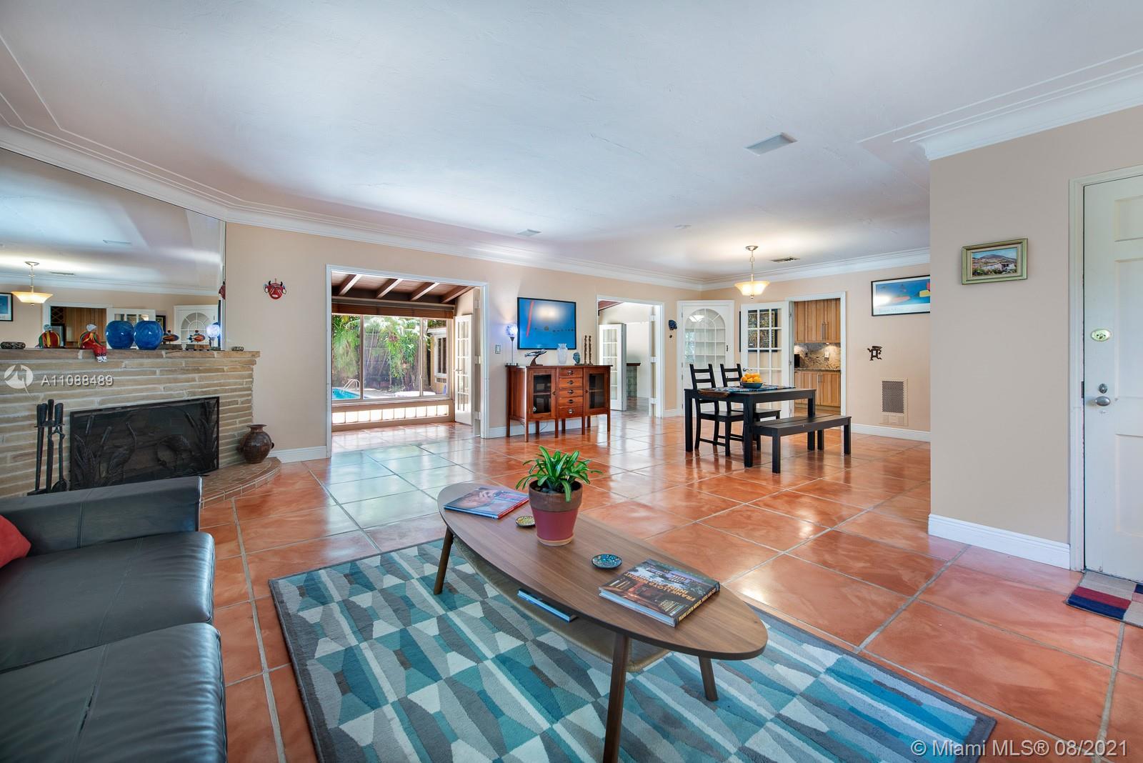 MIAMI SHORES SEC 8 REV - Residential