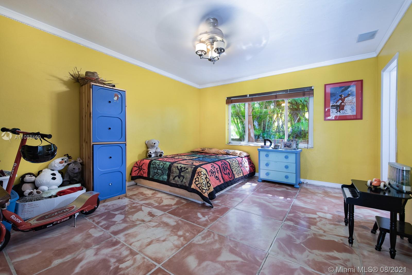 MIAMI SHORES SEC 8 REV - Residential