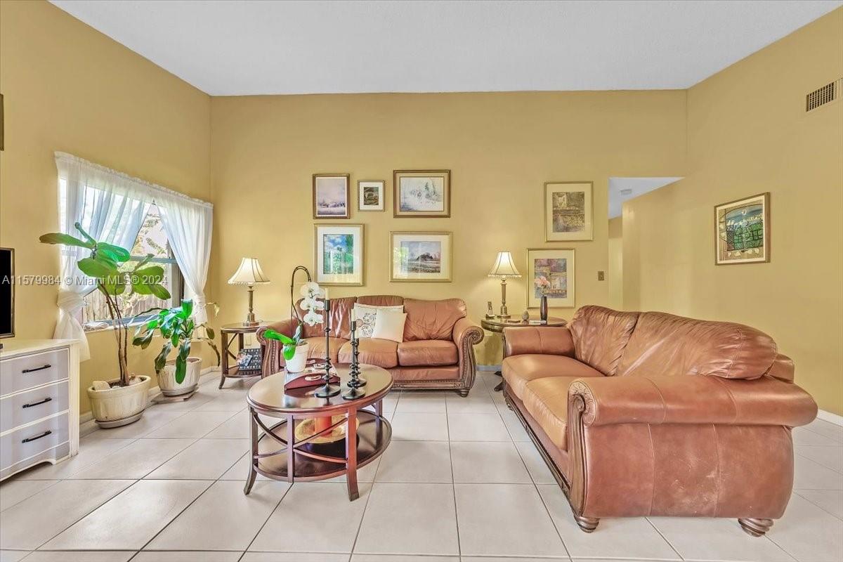 LAKE MARKS AT WESTWIND - Residential