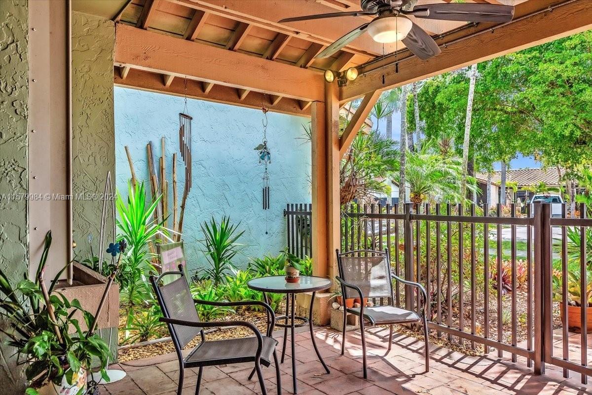 LAKE MARKS AT WESTWIND - Residential