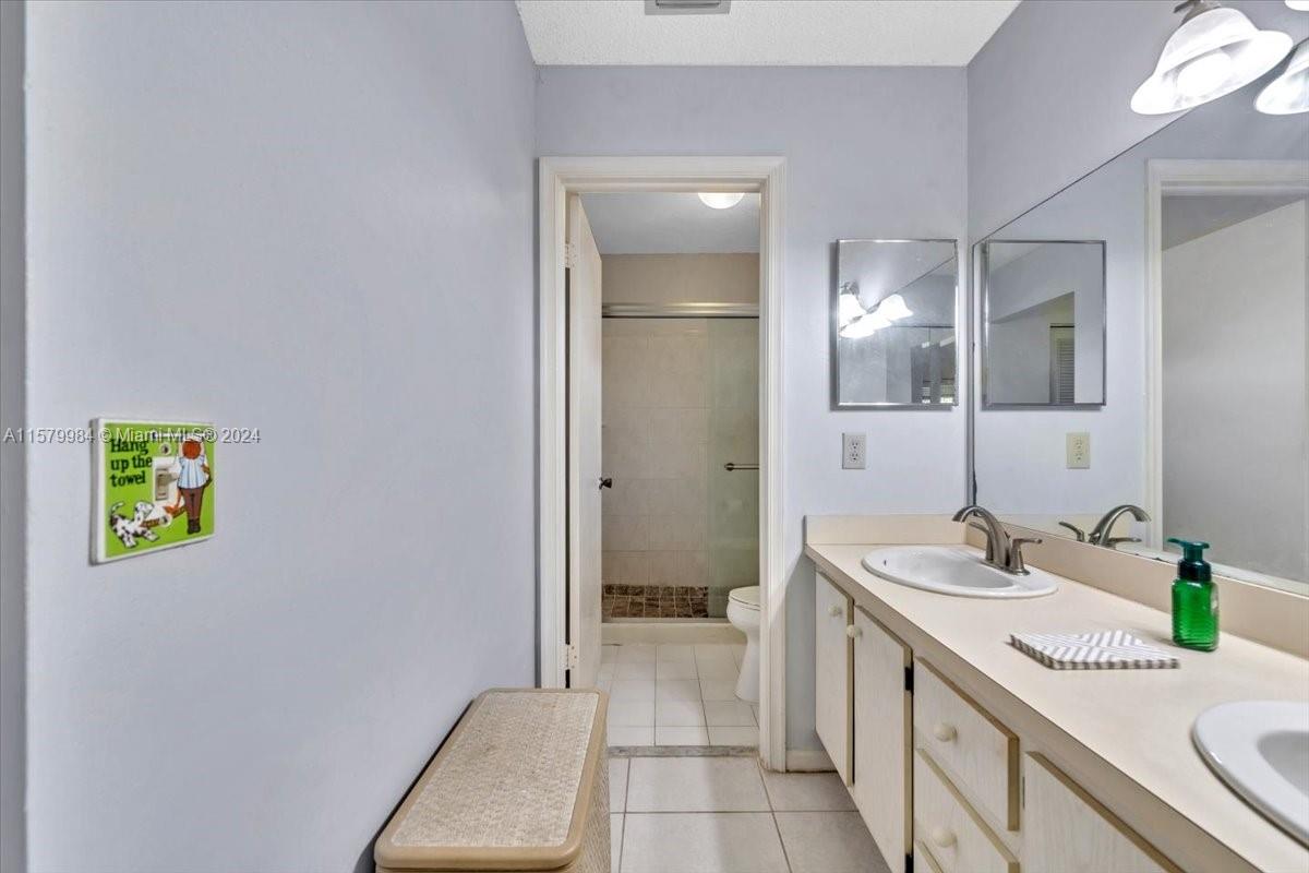 LAKE MARKS AT WESTWIND - Residential