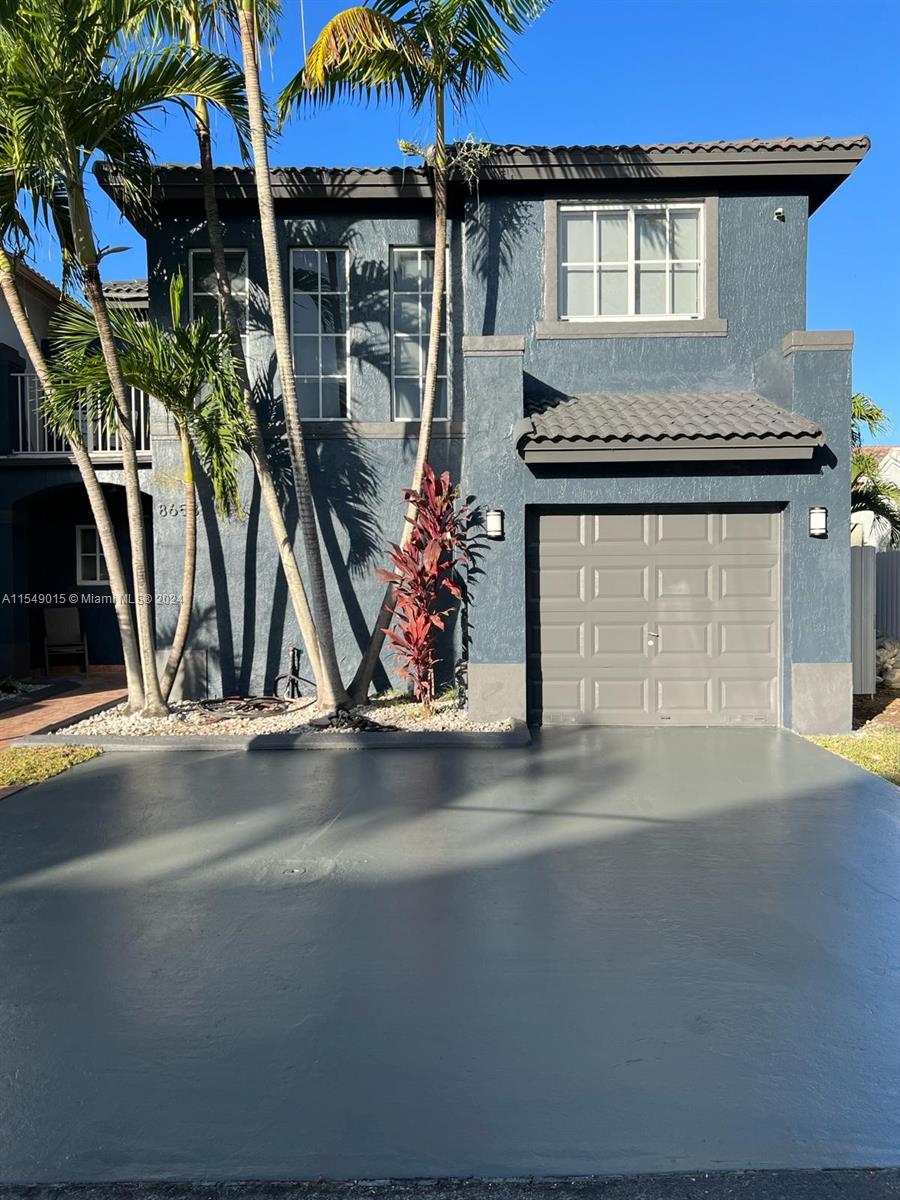 House is in original condition. Seller will contribute $20,000 towards closing costs with a full price offer. Seller may need a 30 day post occupancy. Showings will begin this Sunday 3/24 at open house. 12-3. Private showings will begin after that.