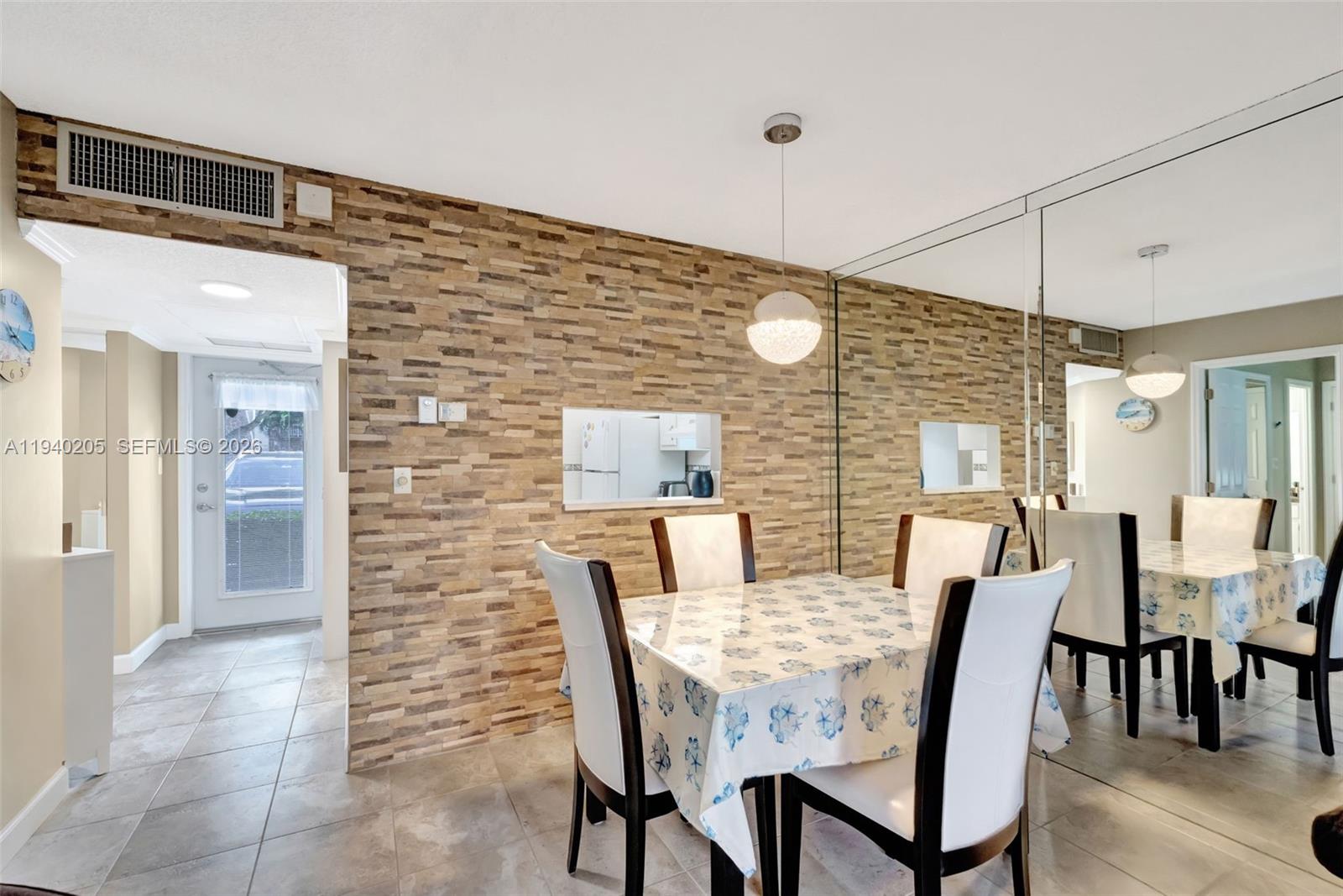 3431 NW 50th Ave 113