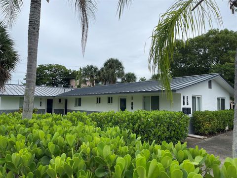 105 - 107 NE 30th Ct #1 & 2 Wilton Manors FL 33334