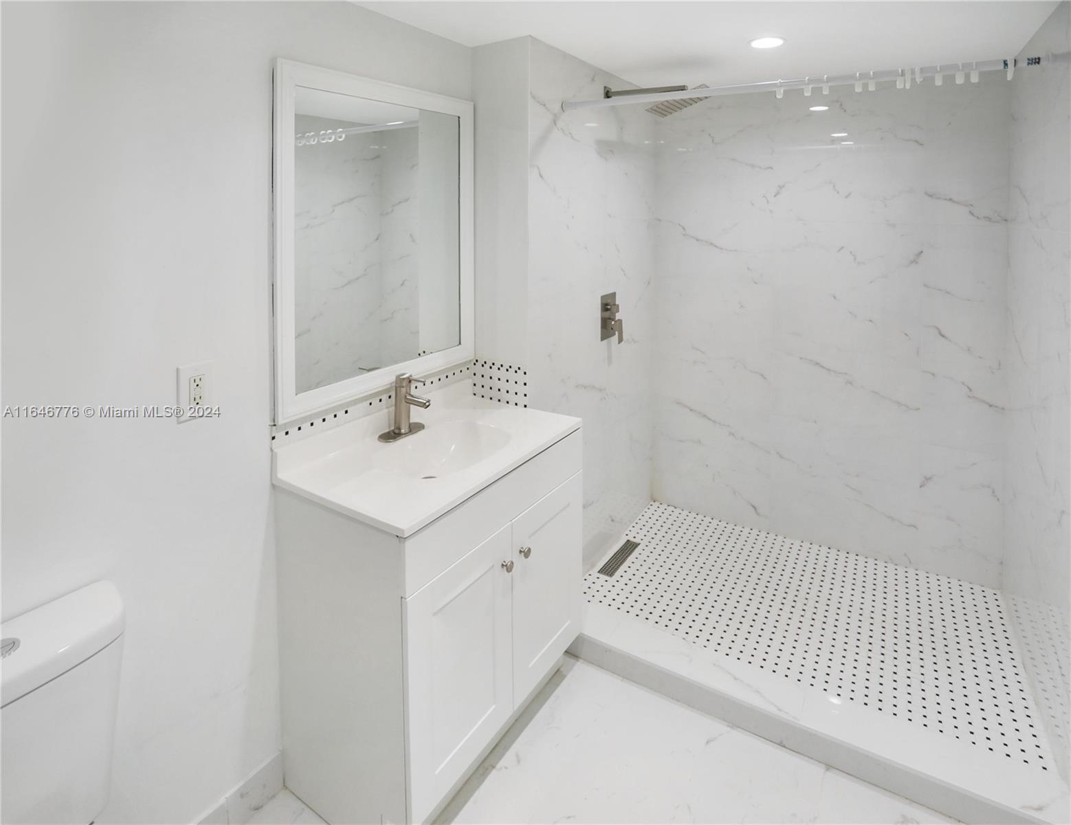 AVENTI AT AVENTURA CONDO - Residential