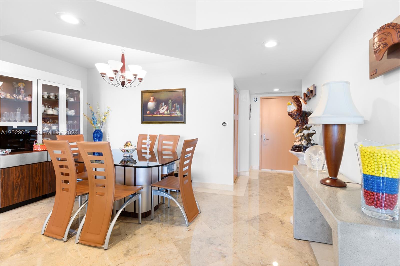 SOUTH TOWER AT THE POINT - Residential