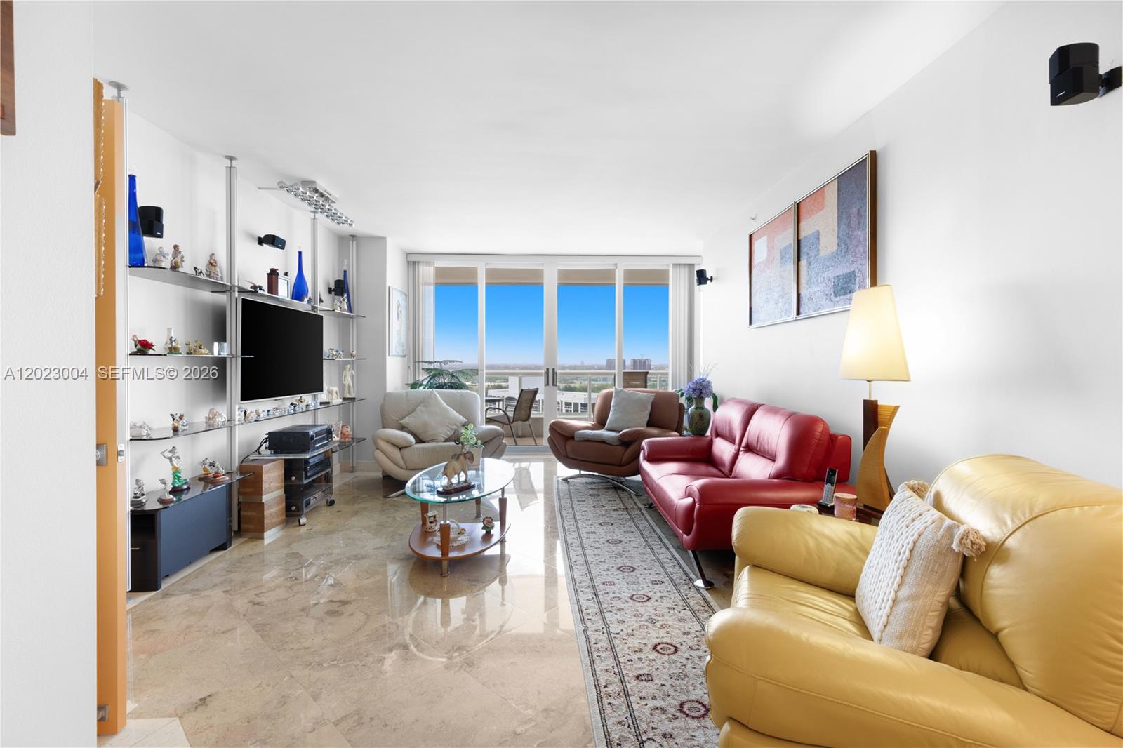SOUTH TOWER AT THE POINT - Residential
