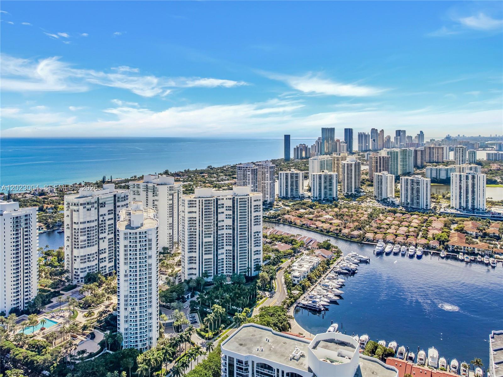 SOUTH TOWER AT THE POINT - Residential