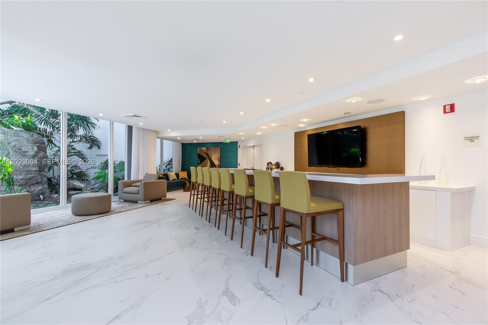 SOUTH TOWER AT THE POINT - Residential
