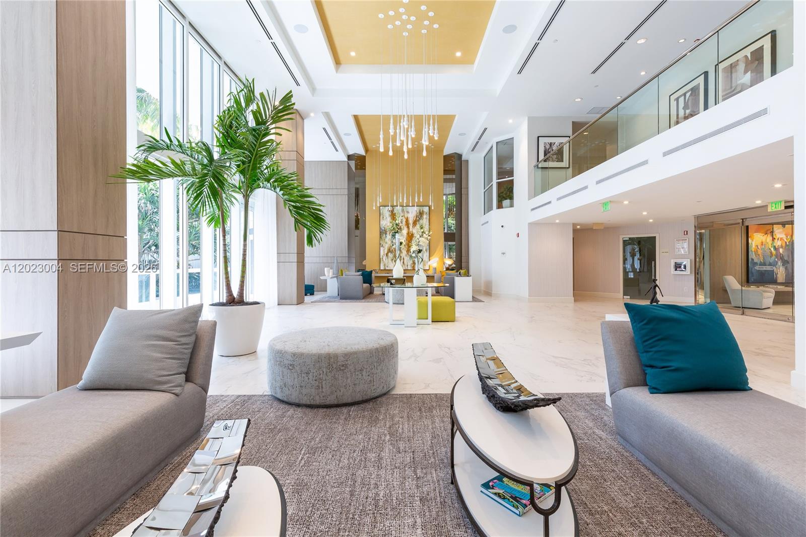 SOUTH TOWER AT THE POINT - Residential