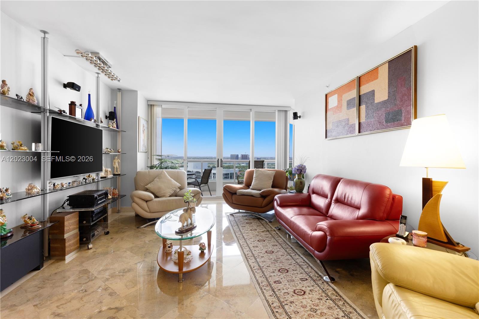 SOUTH TOWER AT THE POINT - Residential