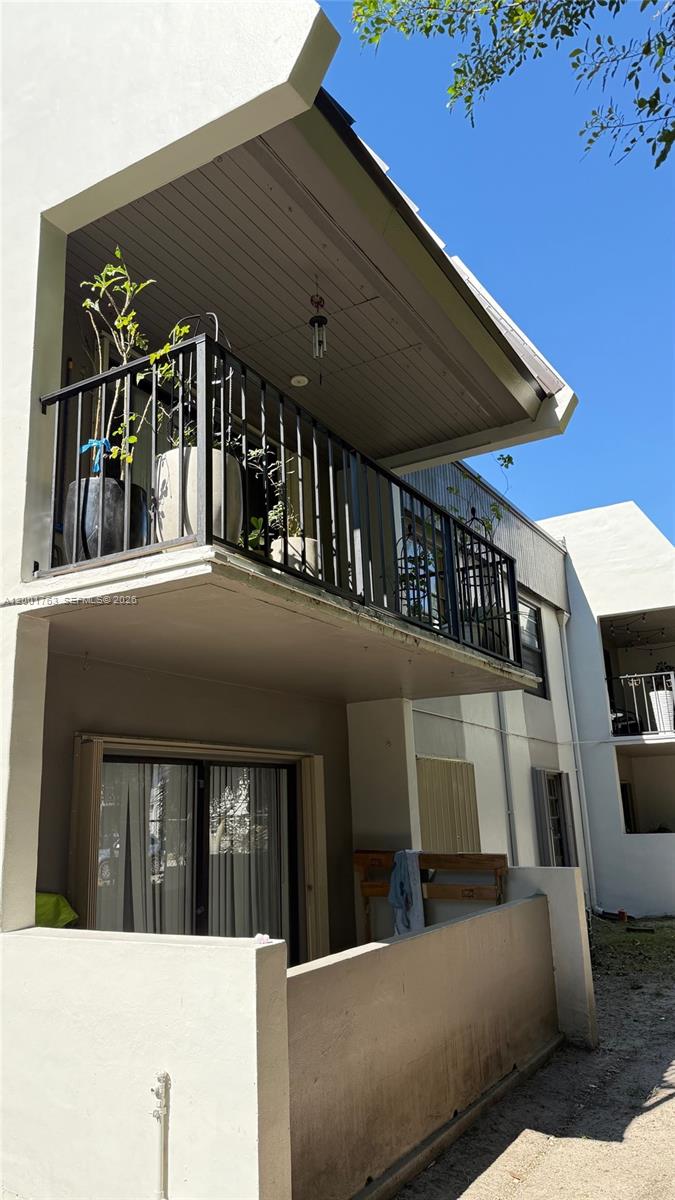 10403 N Kendall Dr A209