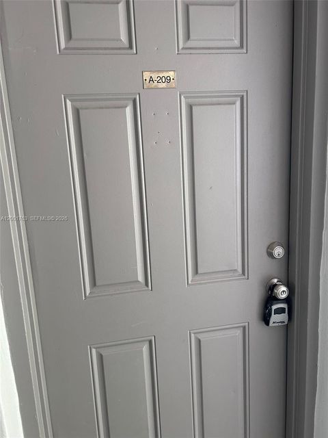 10403 N Kendall Dr A209 Miami FL 33176