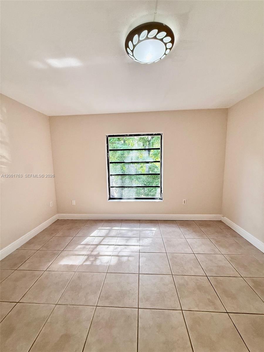 NOB HILL WEST CONDO - Residential Lease