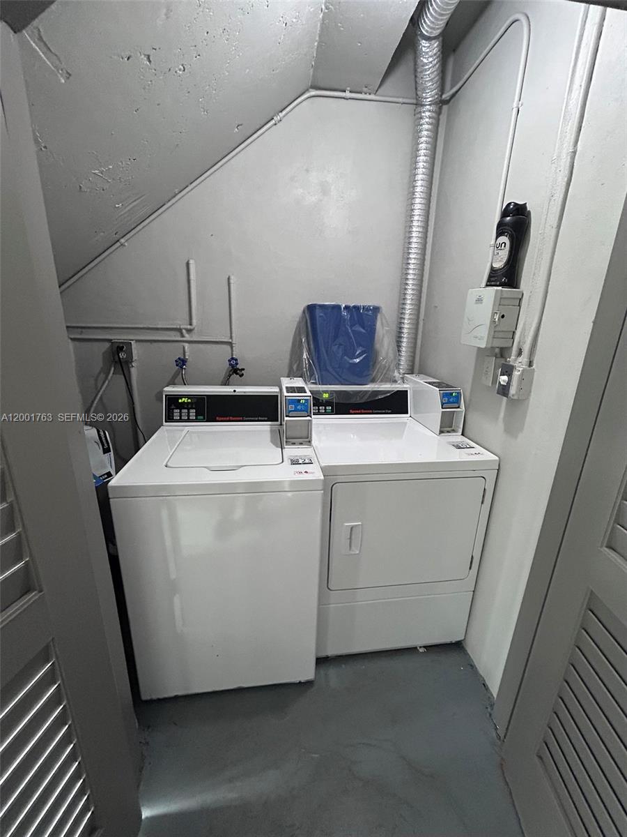 NOB HILL WEST CONDO - Residential Lease