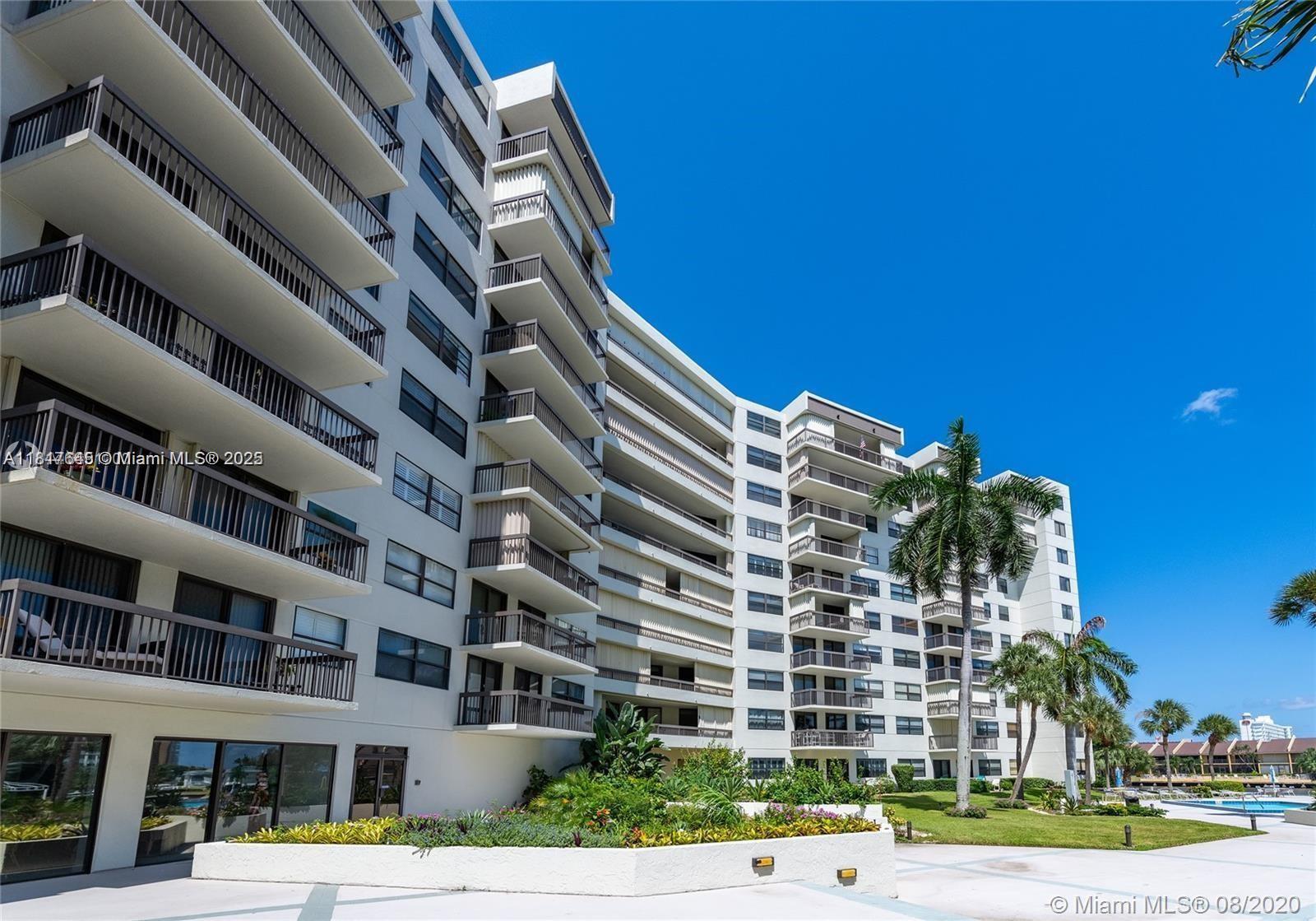 VOYAGER CONDO - Residential