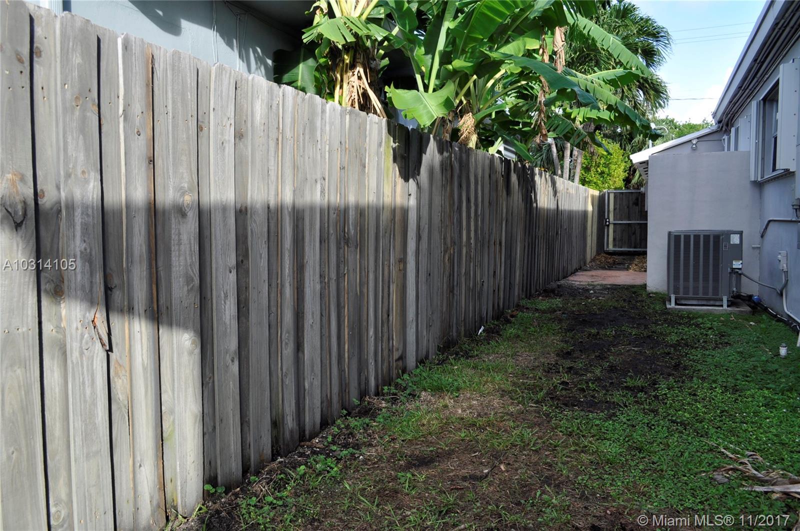 SURFSIDE - Residential Lease