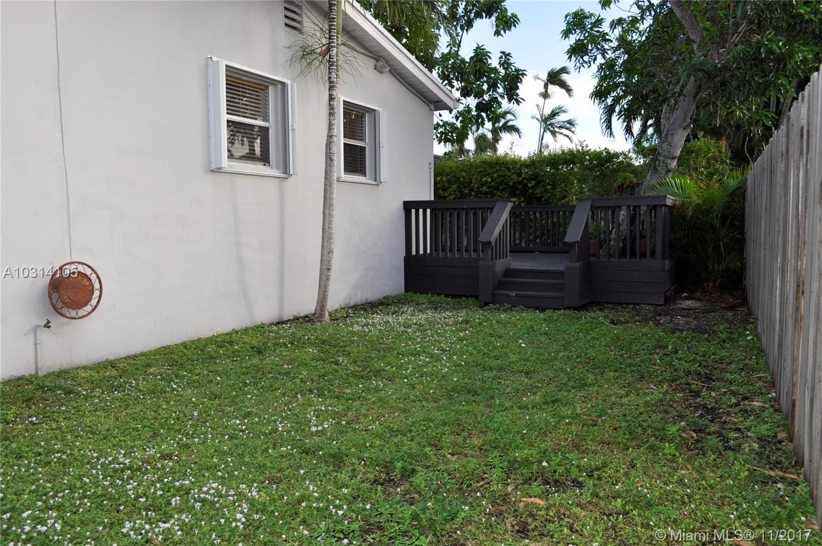 SURFSIDE - Residential Lease