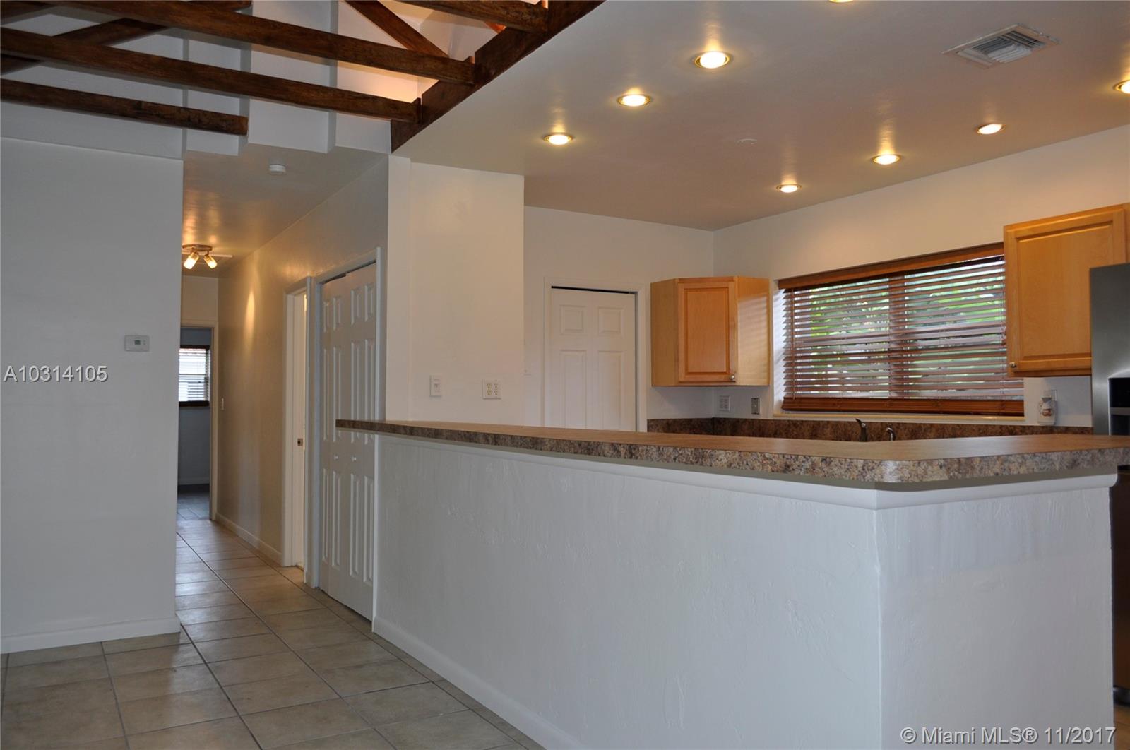 SURFSIDE - Residential Lease