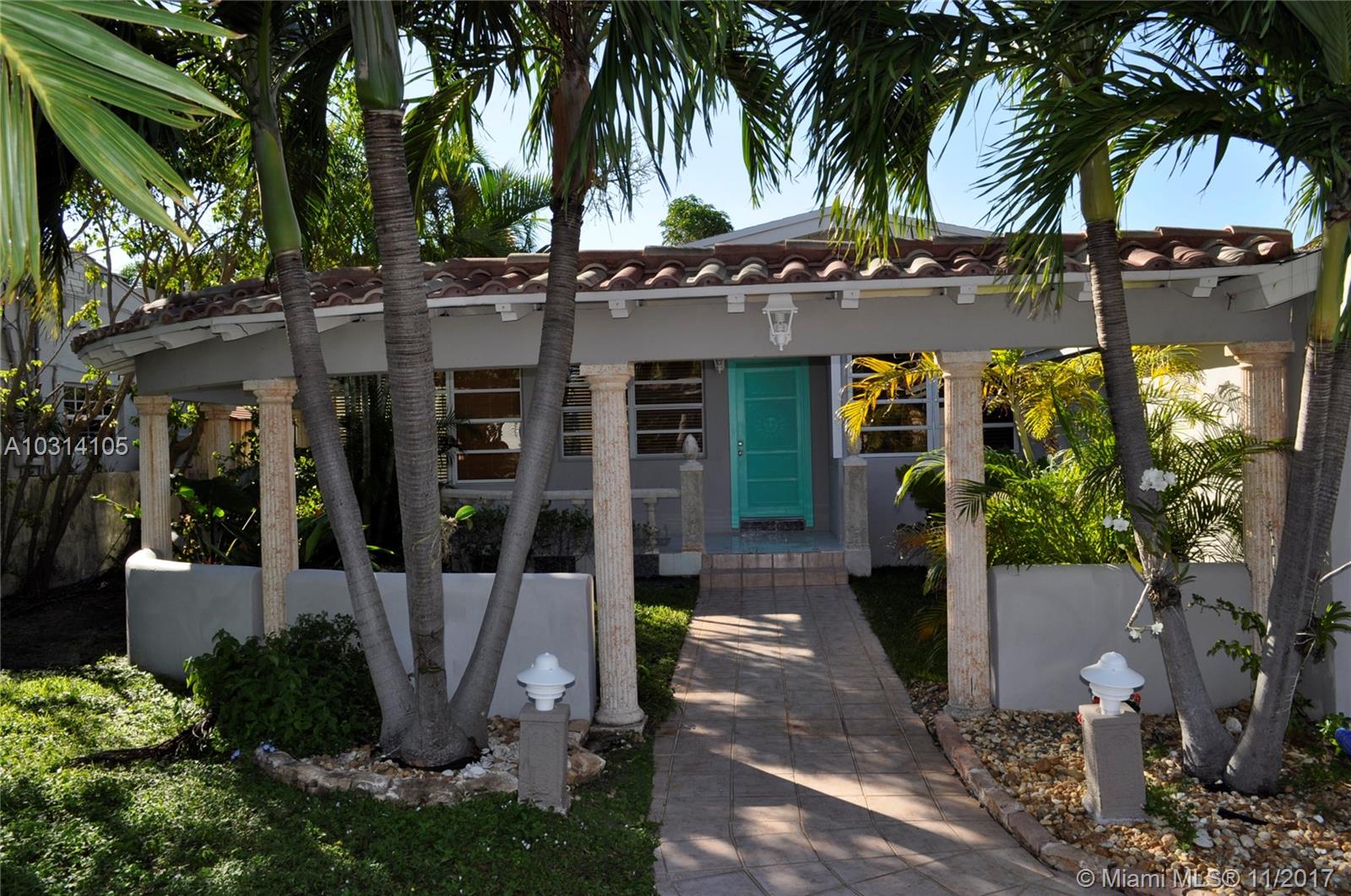 SURFSIDE - Residential Lease