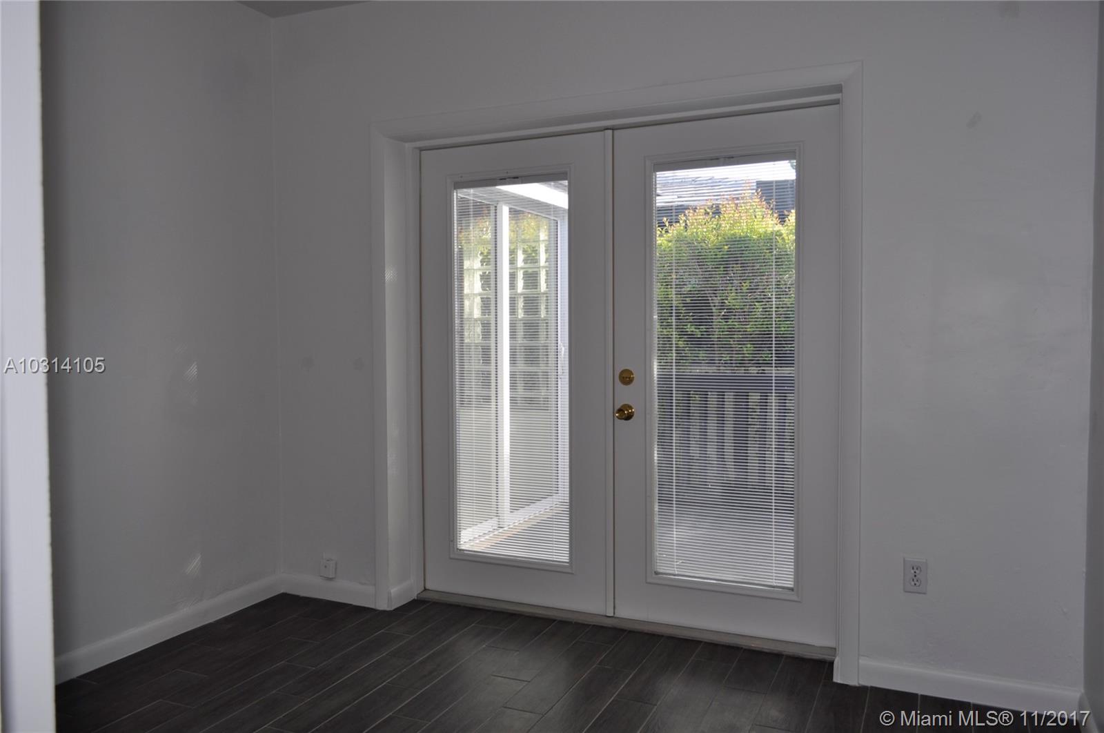 SURFSIDE - Residential Lease