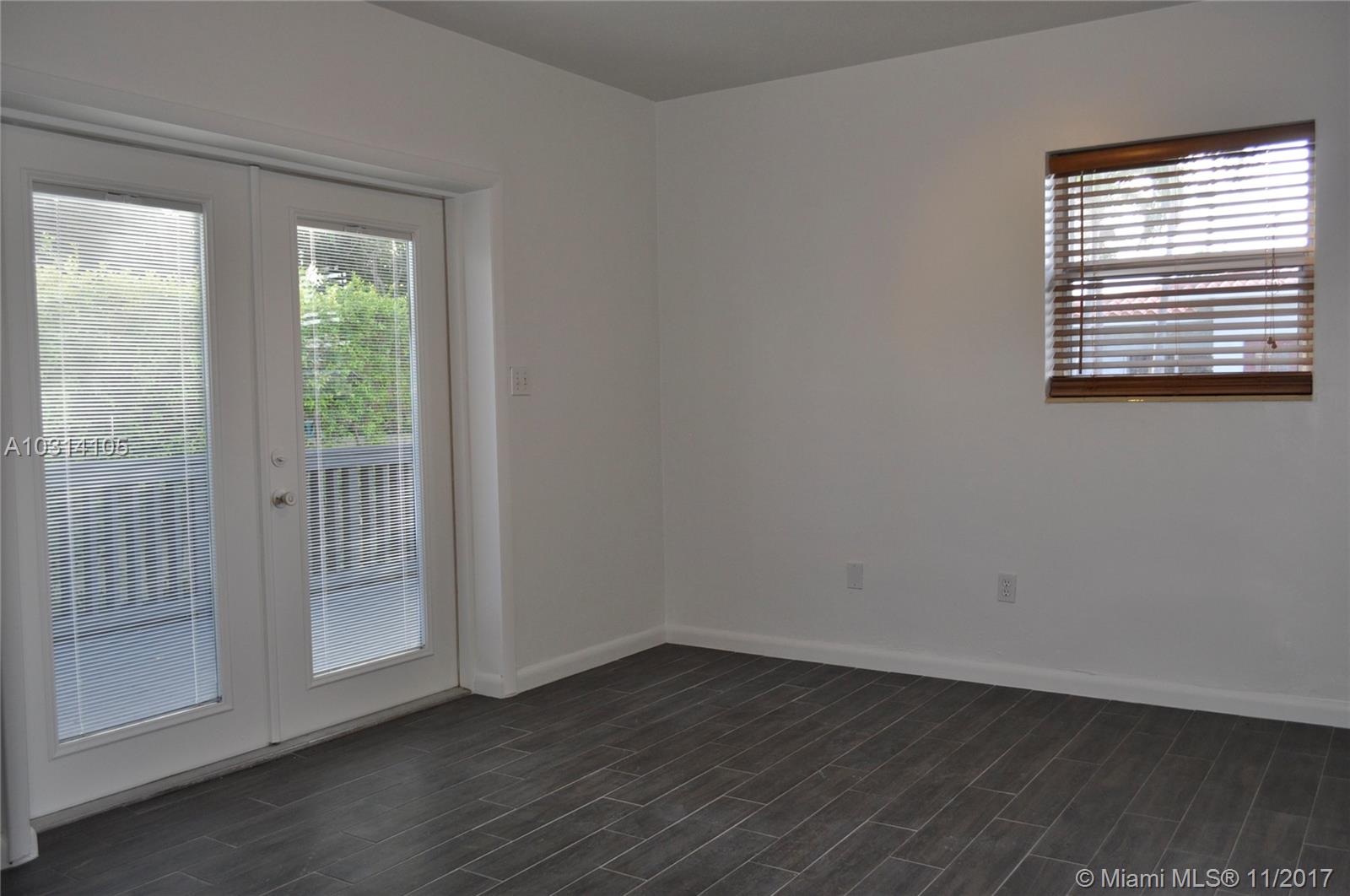 SURFSIDE - Residential Lease