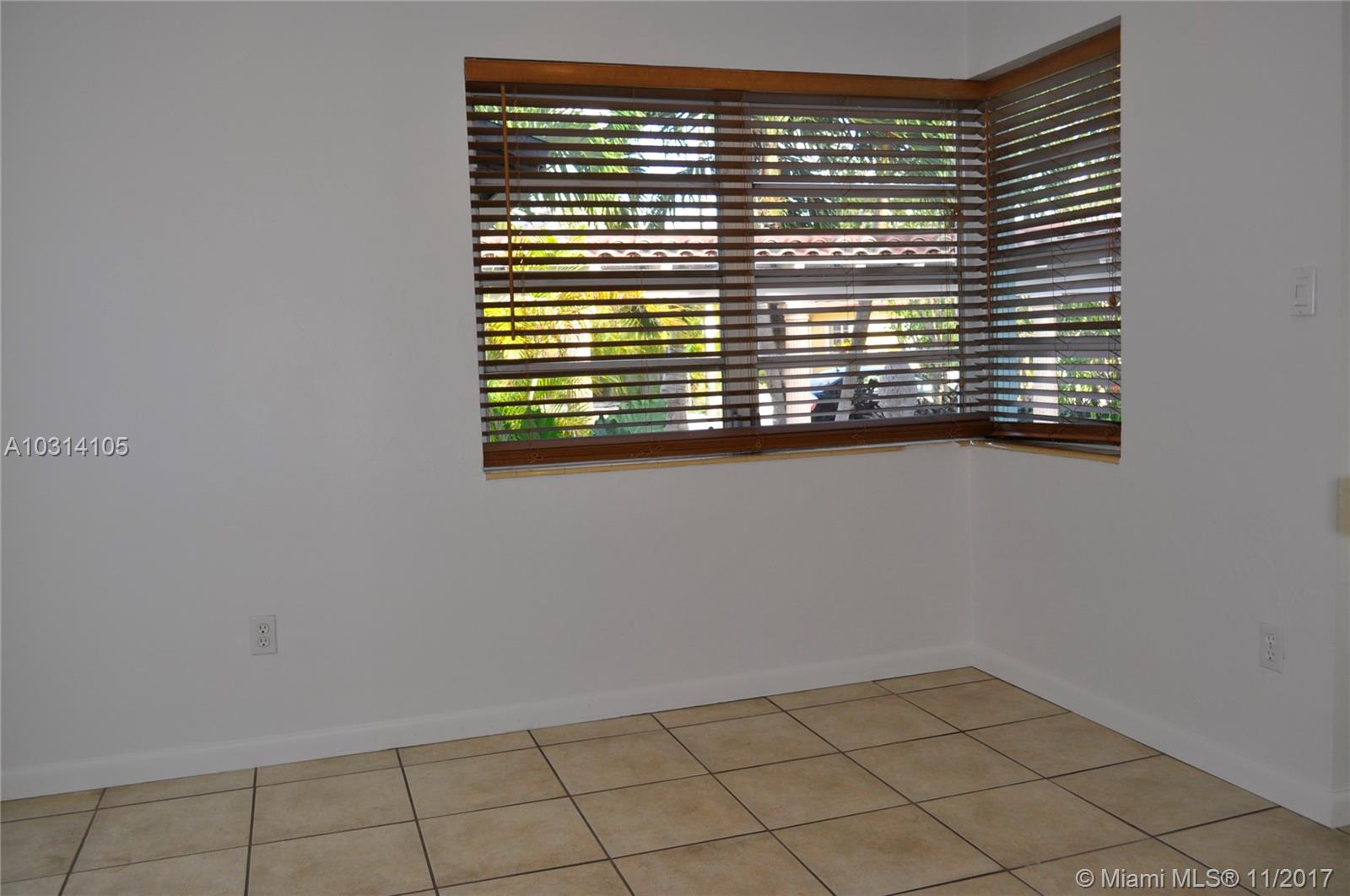 SURFSIDE - Residential Lease