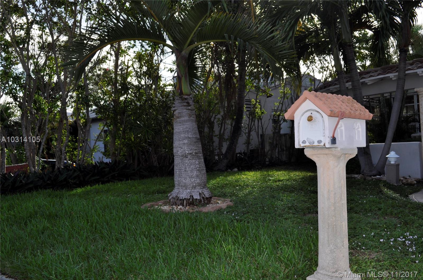 SURFSIDE - Residential Lease