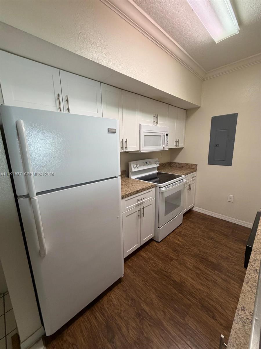 MARQUESA CONDO SUB - Residential