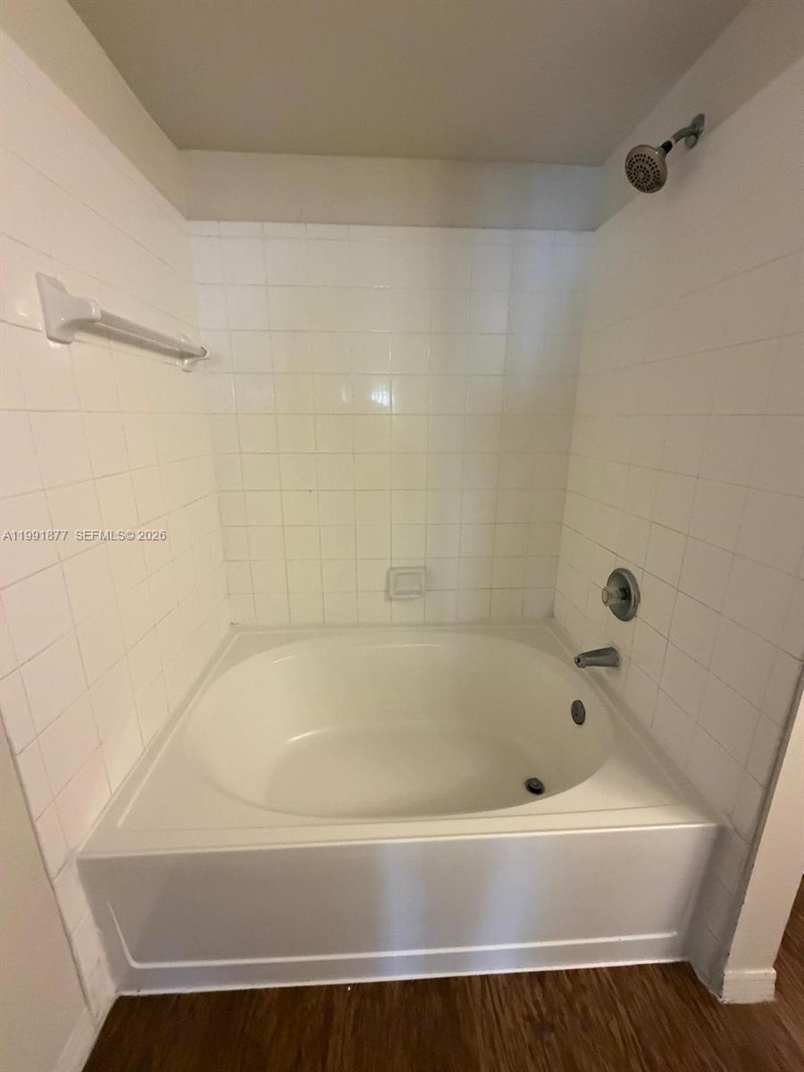 MARQUESA CONDO SUB - Residential