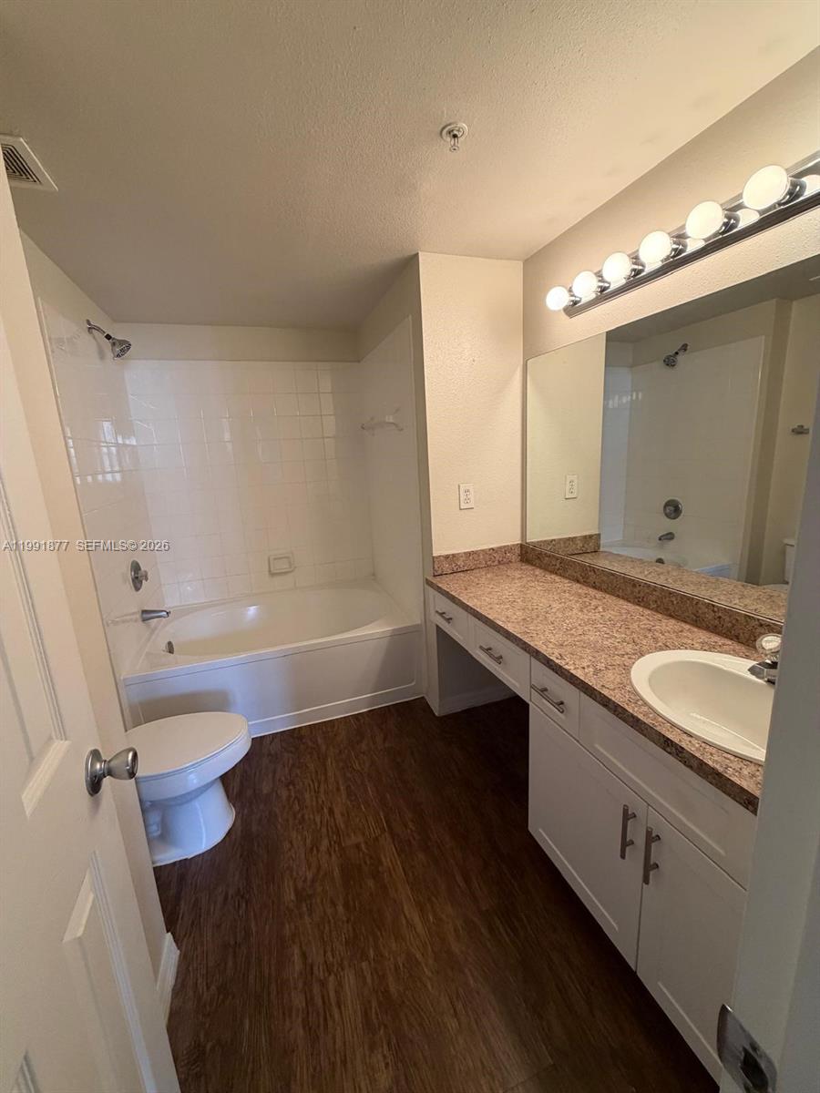 MARQUESA CONDO SUB - Residential