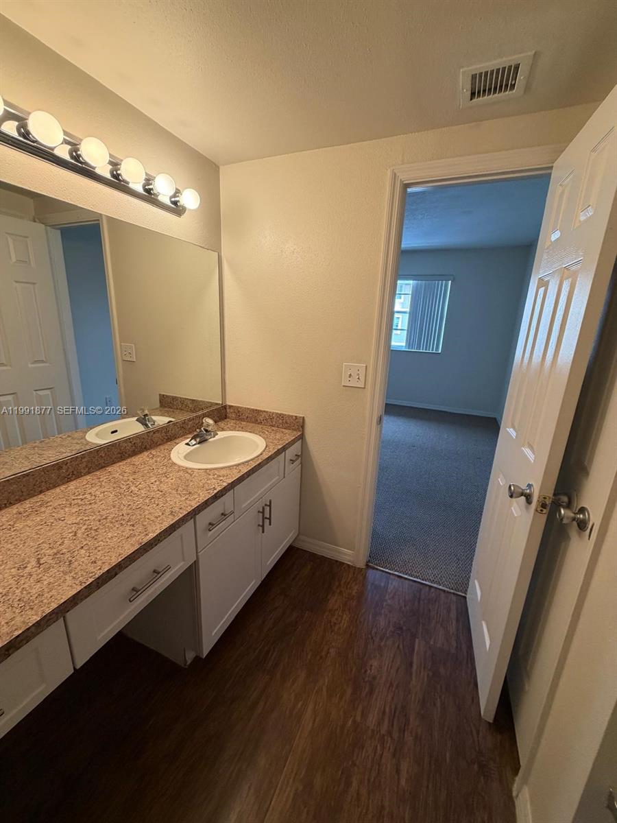 MARQUESA CONDO SUB - Residential