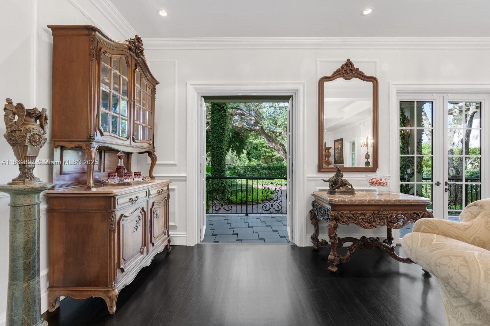 CORAL GABLES BISC BAY SEC - Residential