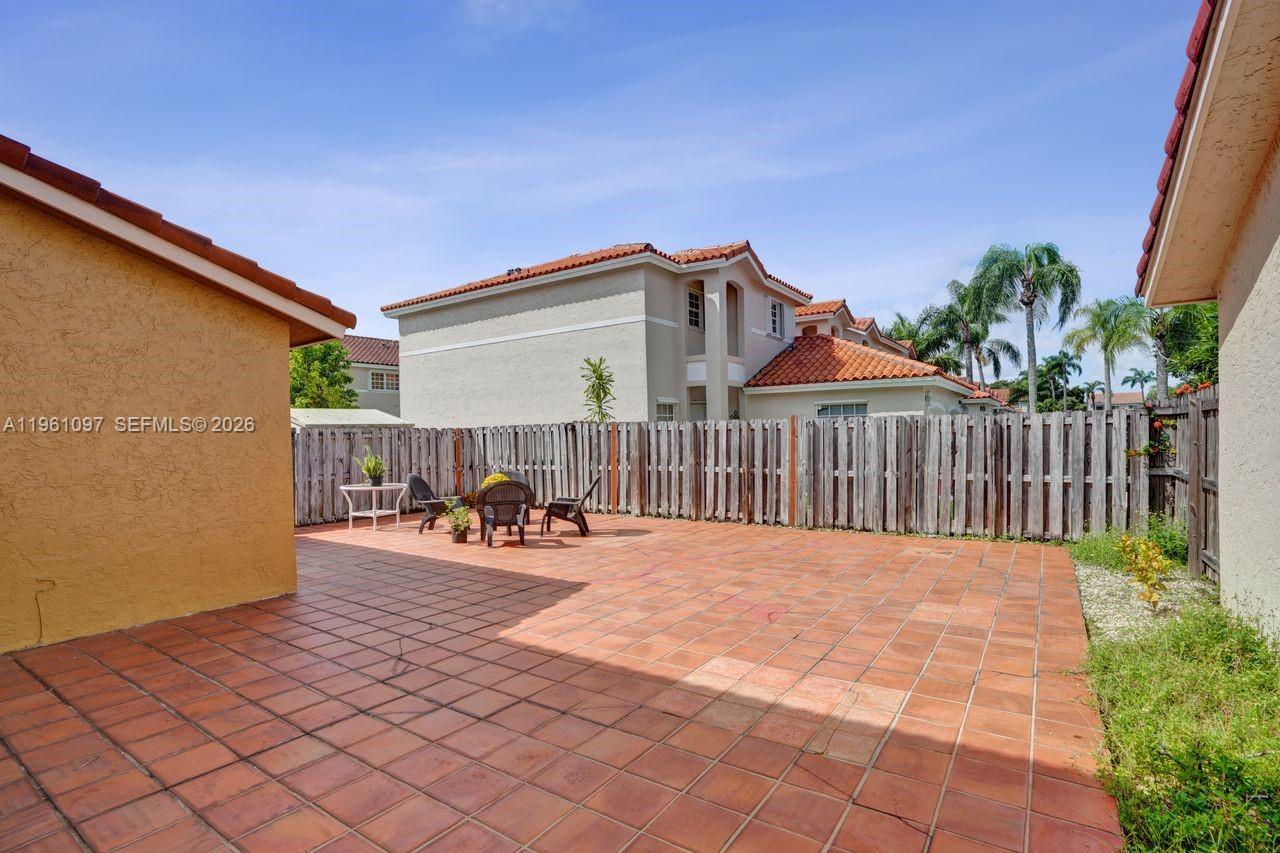 CHARLESTOWNE - Residential