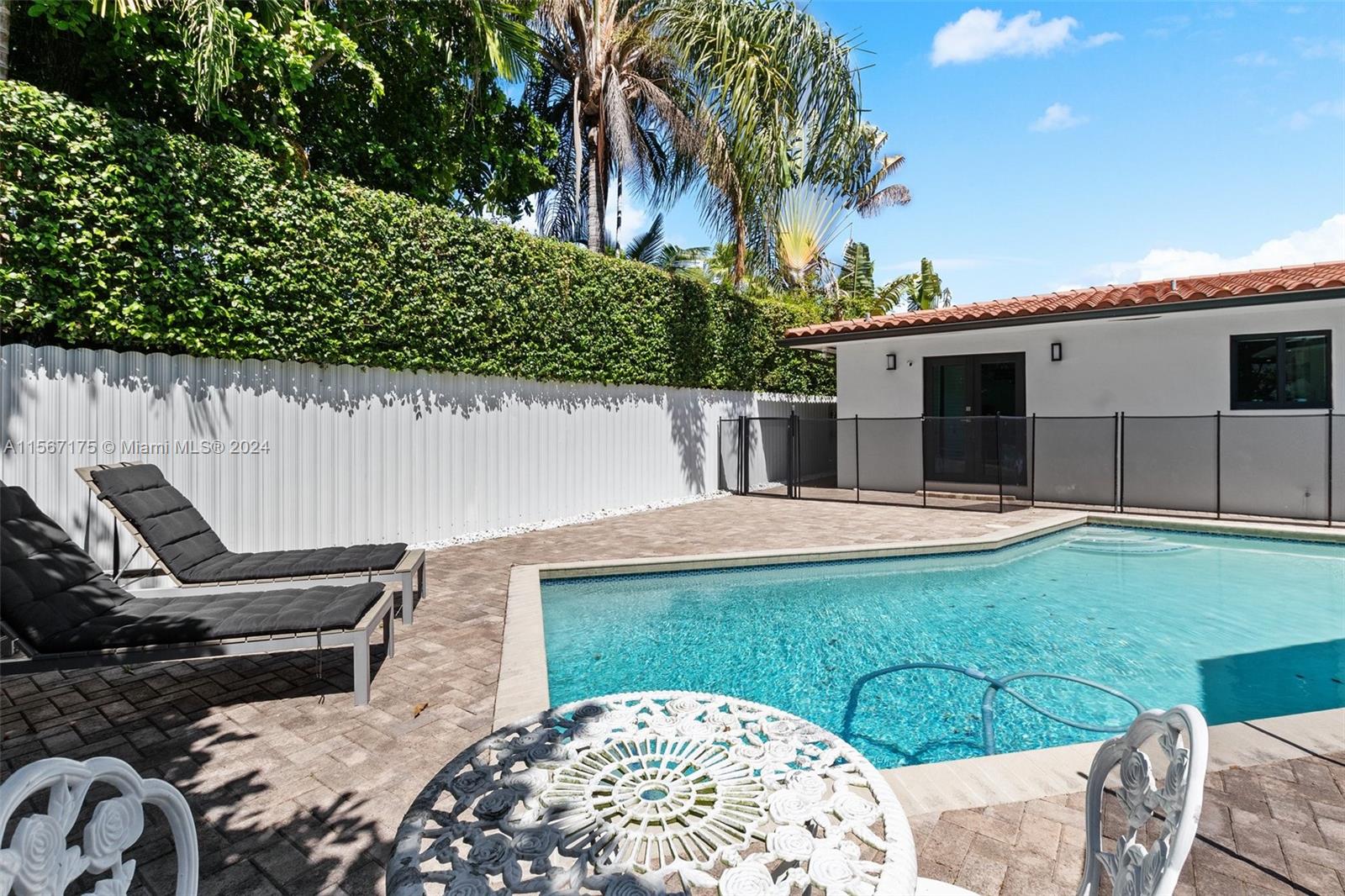SILVER BLUFF ESTS-SEC A - Residential