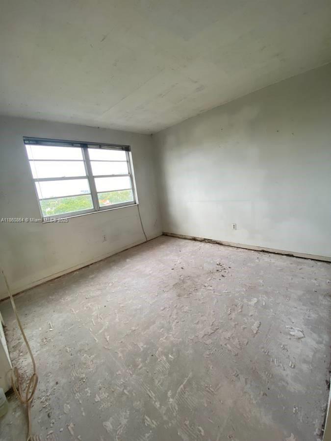 CORAL WAY TOWERS CONDO - Residential