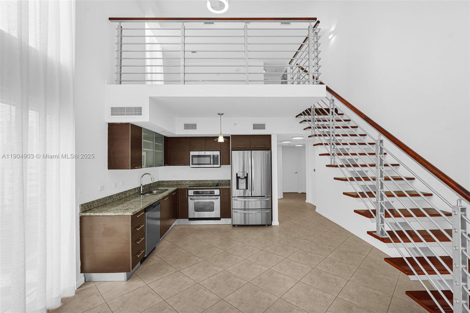 BRICKELL ON THE RIVER S T - Residential