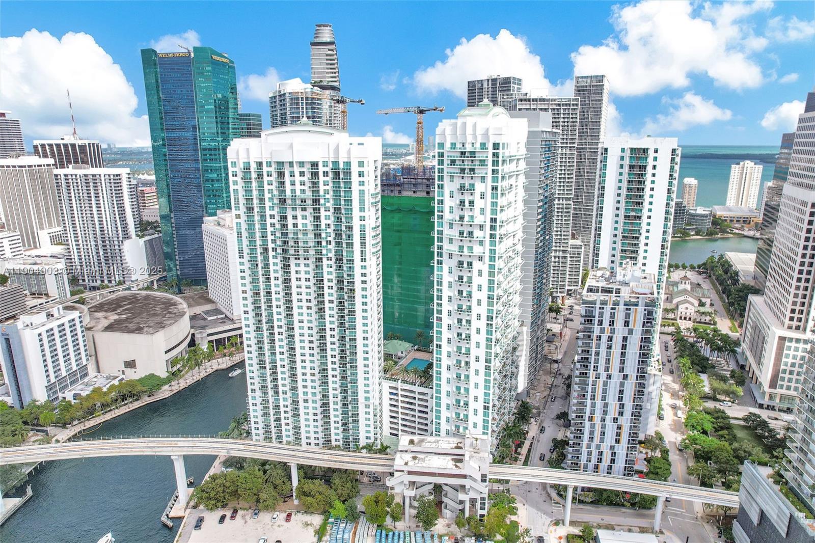 BRICKELL ON THE RIVER S T - Residential