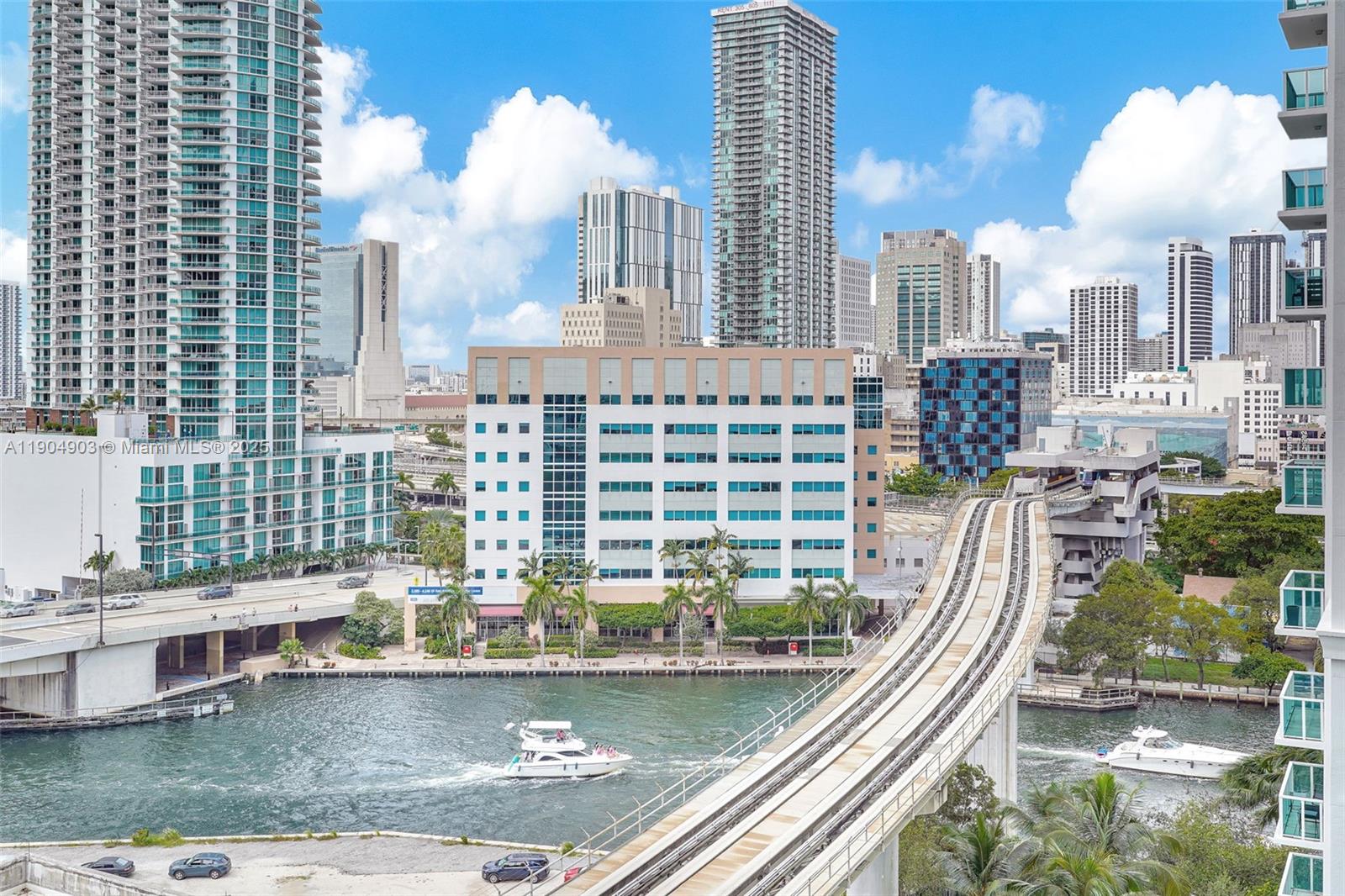 BRICKELL ON THE RIVER S T - Residential