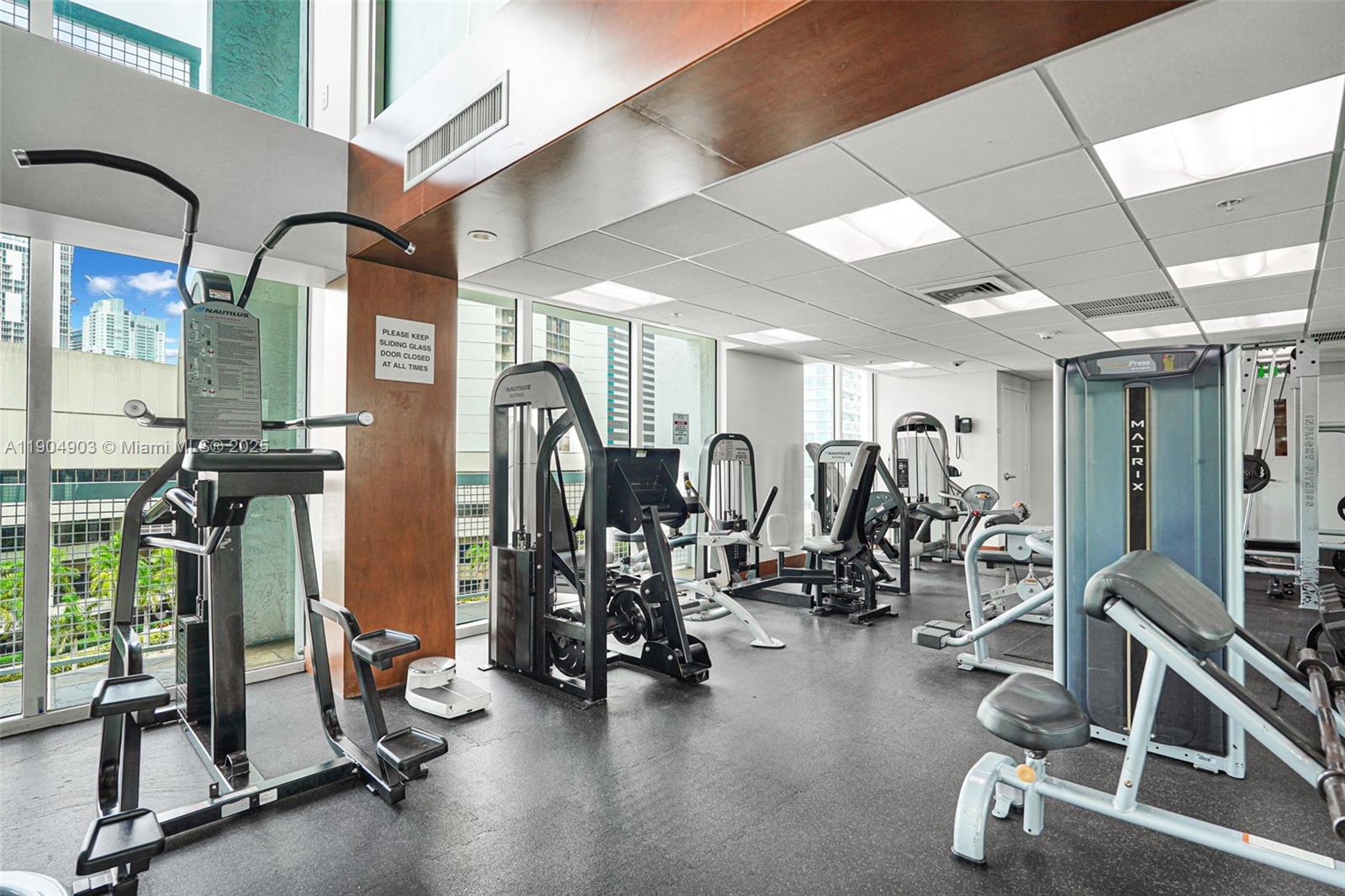 BRICKELL ON THE RIVER S T - Residential