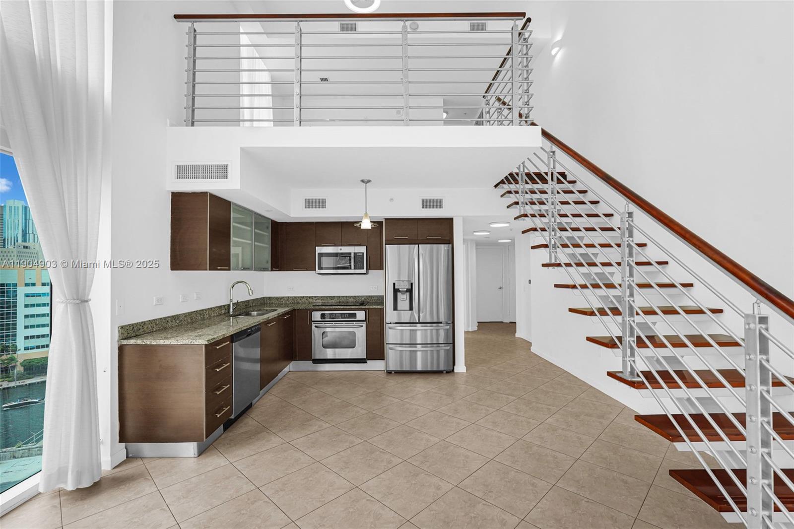 BRICKELL ON THE RIVER S T - Residential