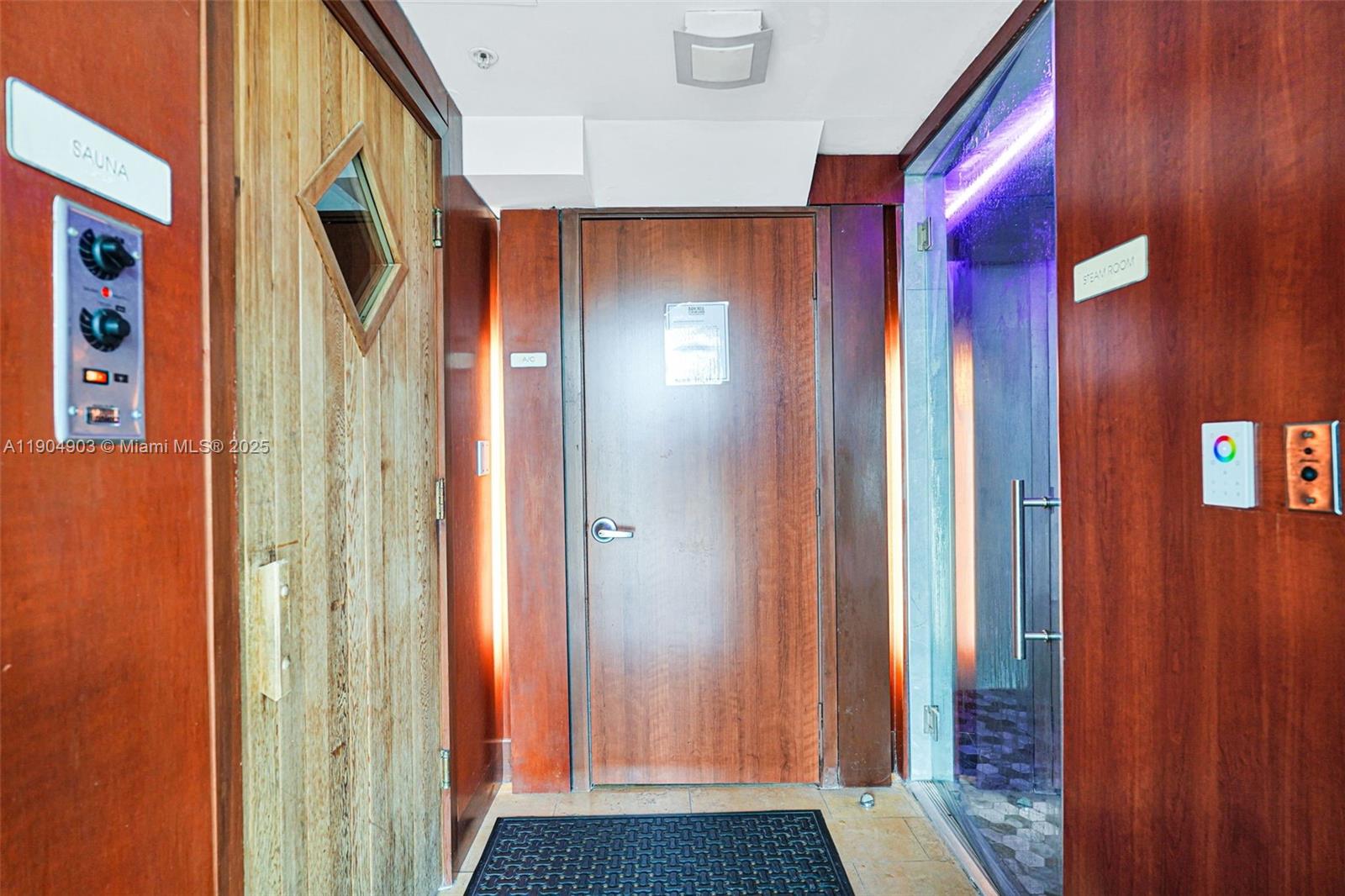 BRICKELL ON THE RIVER S T - Residential