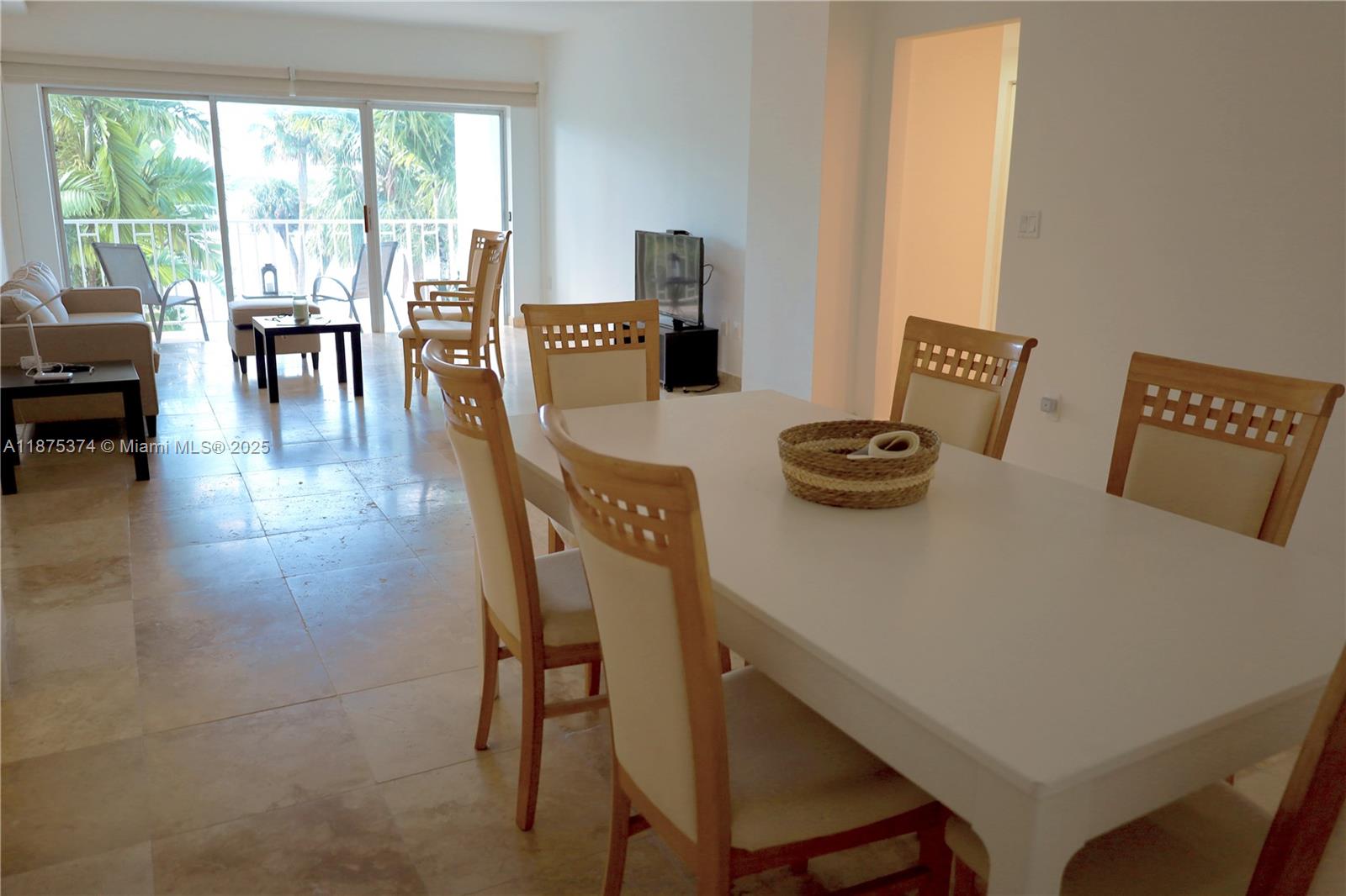 ARLEN HOUSE WEST CONDO - Residential