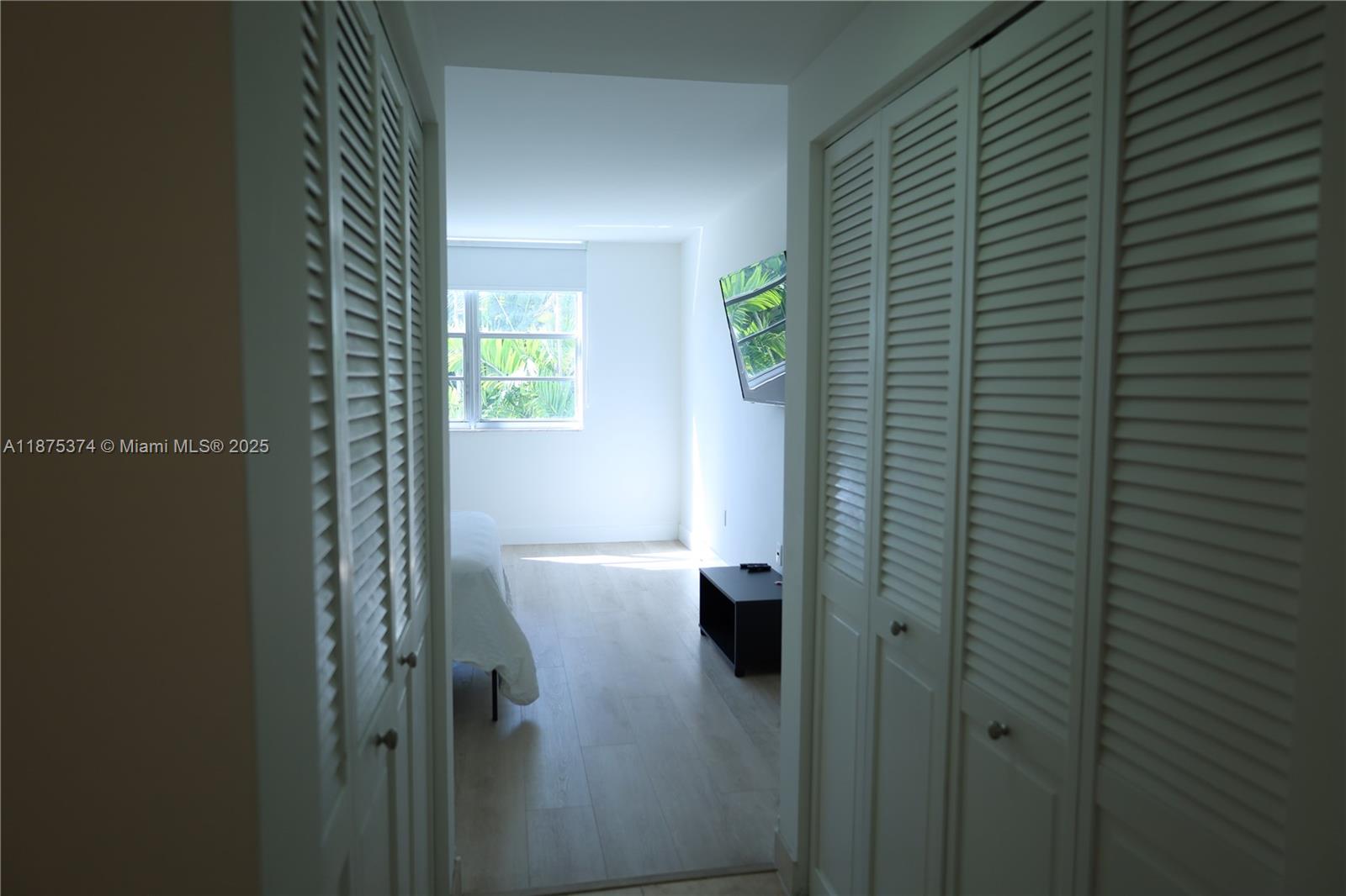 ARLEN HOUSE WEST CONDO - Residential