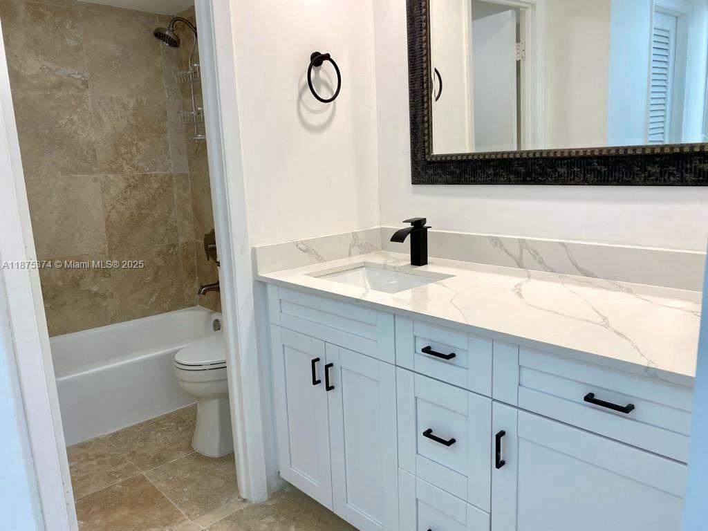 ARLEN HOUSE WEST CONDO - Residential