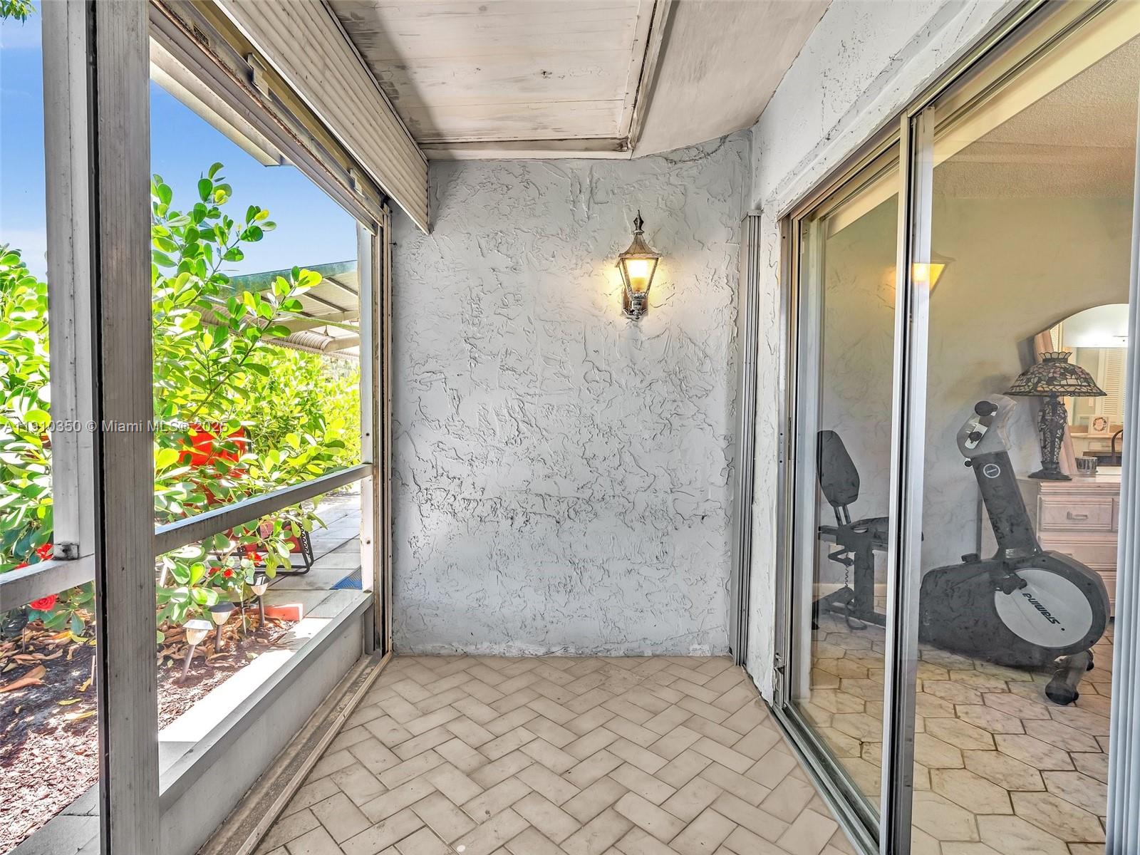 PALM GREENS AT VILLA DEL - Residential Lease